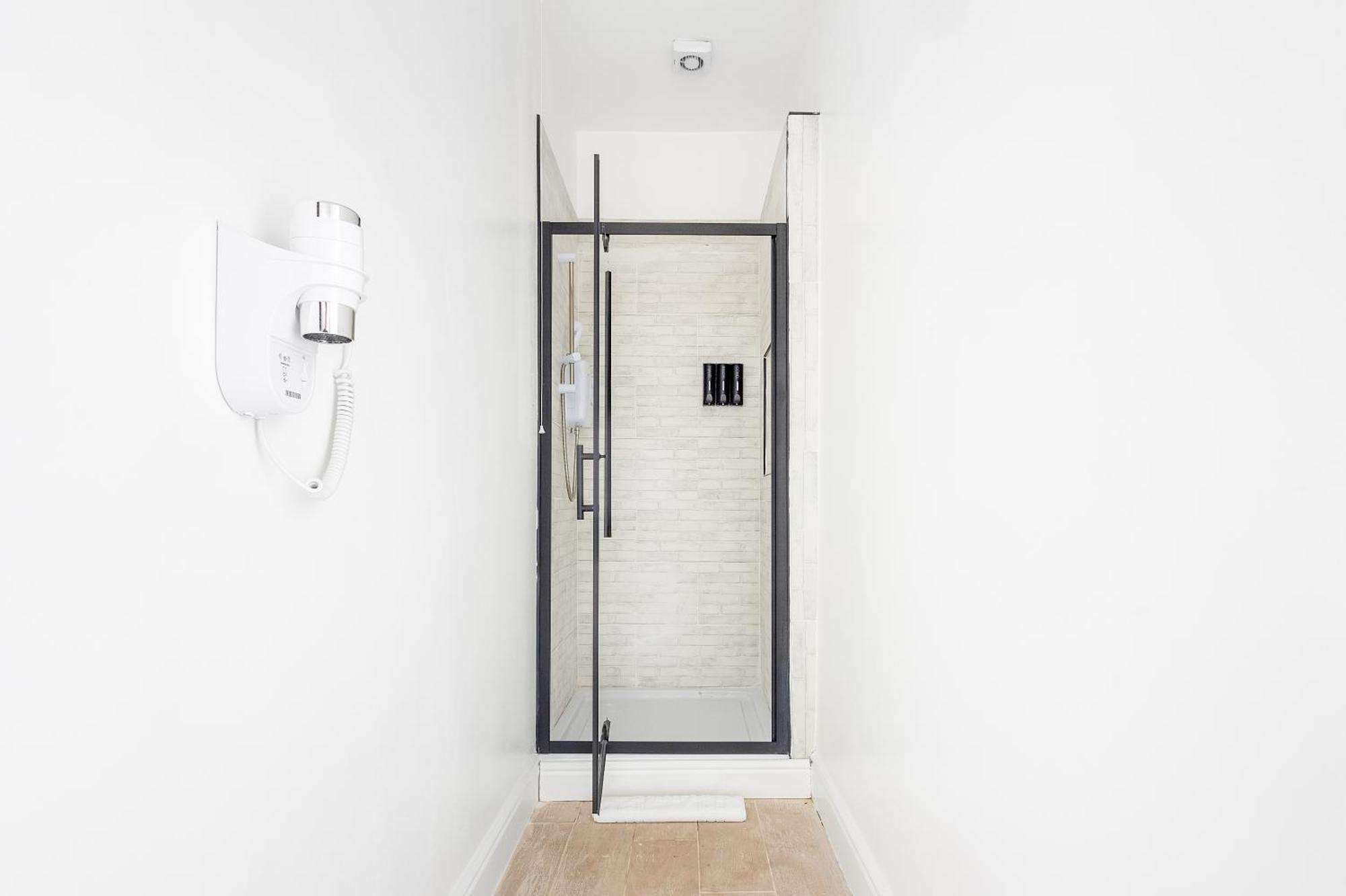 Boutique Family Apartment In Jewellery Quarter For 6 برمنغهام المظهر الخارجي الصورة